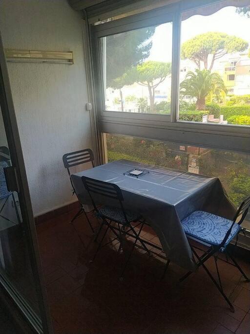 Studio 4 Couchages Avec Piscine D'Ete Vue Port Agde Luaran gambar